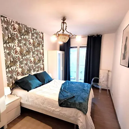 Large T2 50m From The Beaches Apartamento Nice